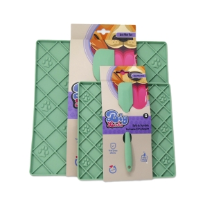 Big Licks Mat With Serving Spoon - Green
